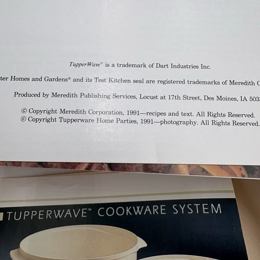 Vintage Tupperware 3 Pc Stackable  Cooker In‎ The Microwave  Recipe Book Almond